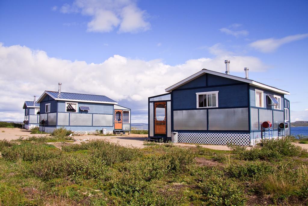 Peterson'S Point Lake Lodge Yellowknife Exterior foto